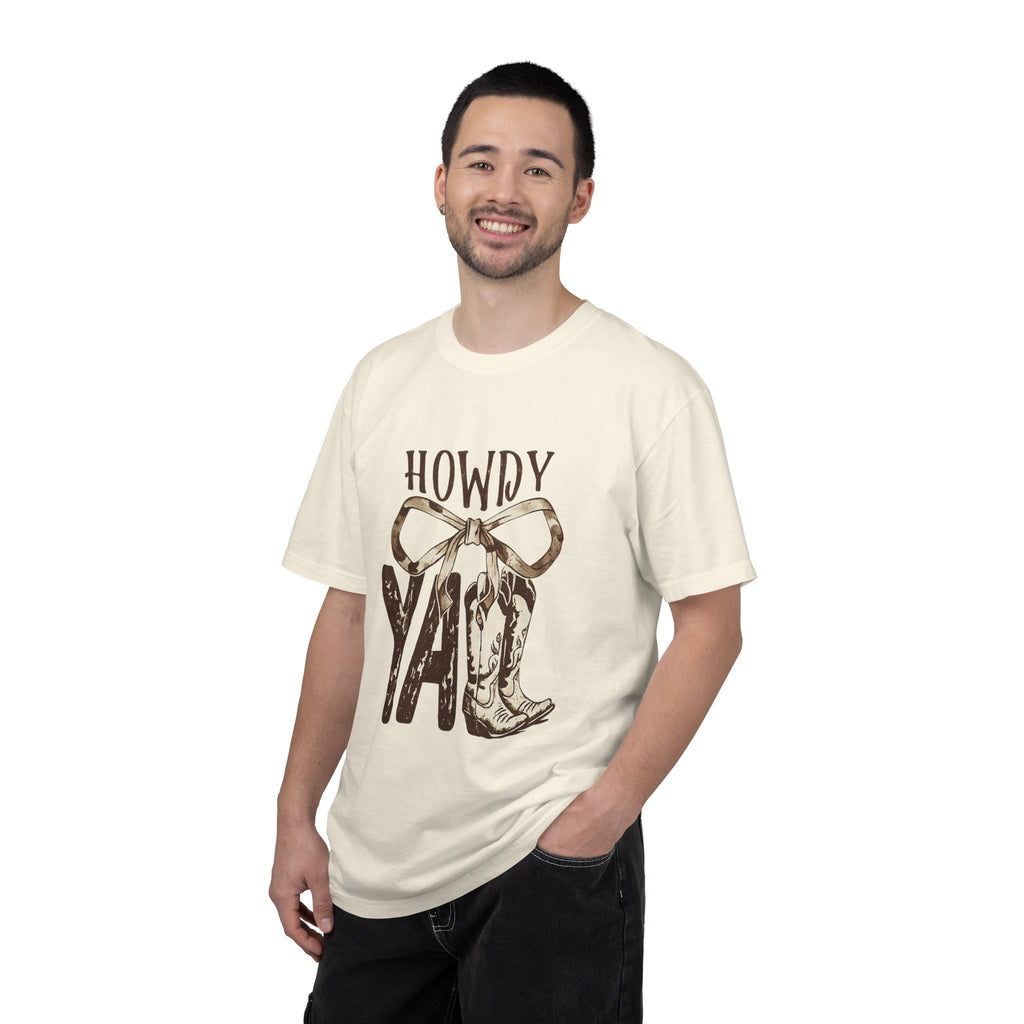 Howdy Y'all Cowboy Boots T-Shirt — Western Graphic Tee