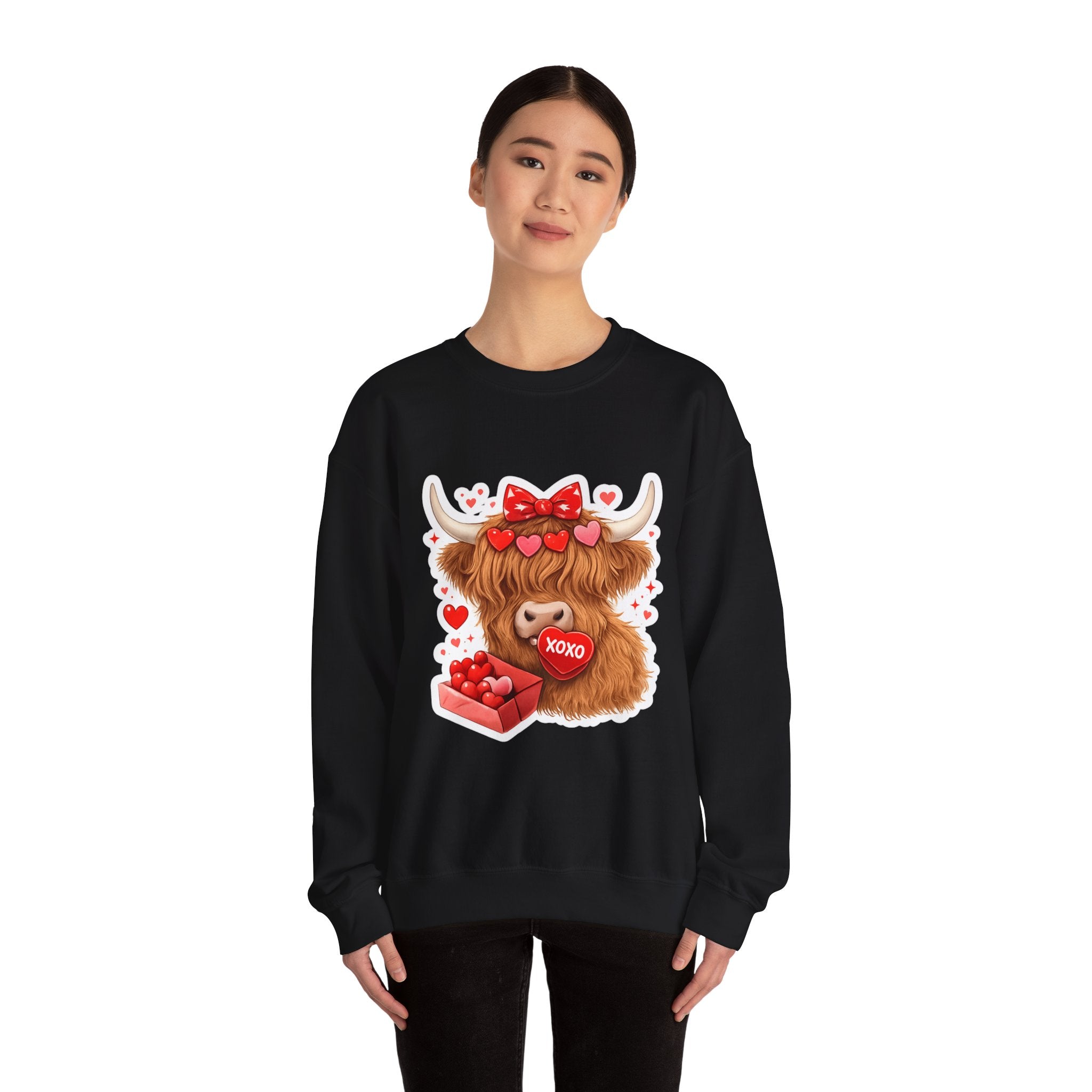 Valentine Highland Cow Sweatshirt – Cute XOXO Heart Gift Crewneck
