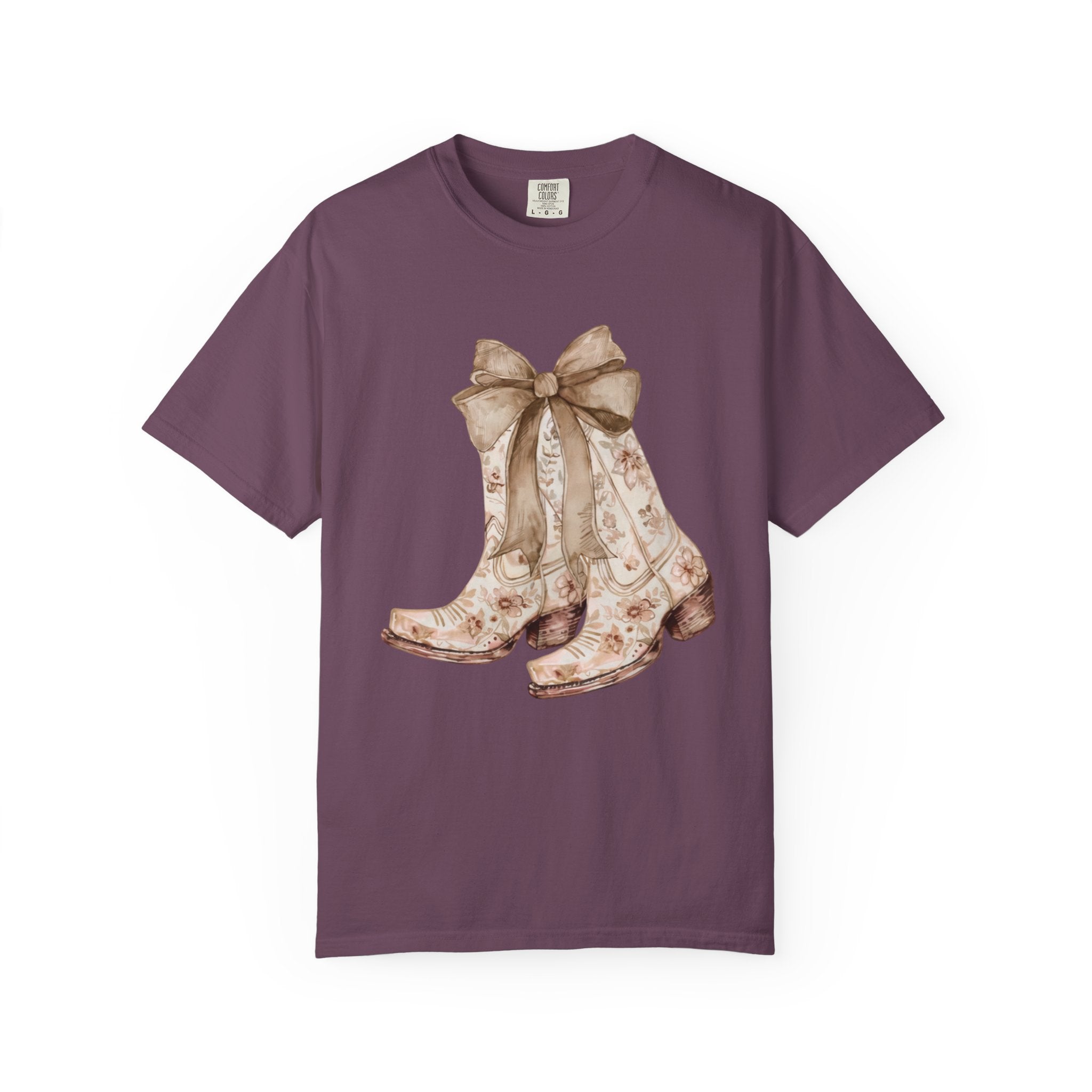 Vintage Floral Cowboy Boots T-Shirt — Western Cowgirl Graphic Tee