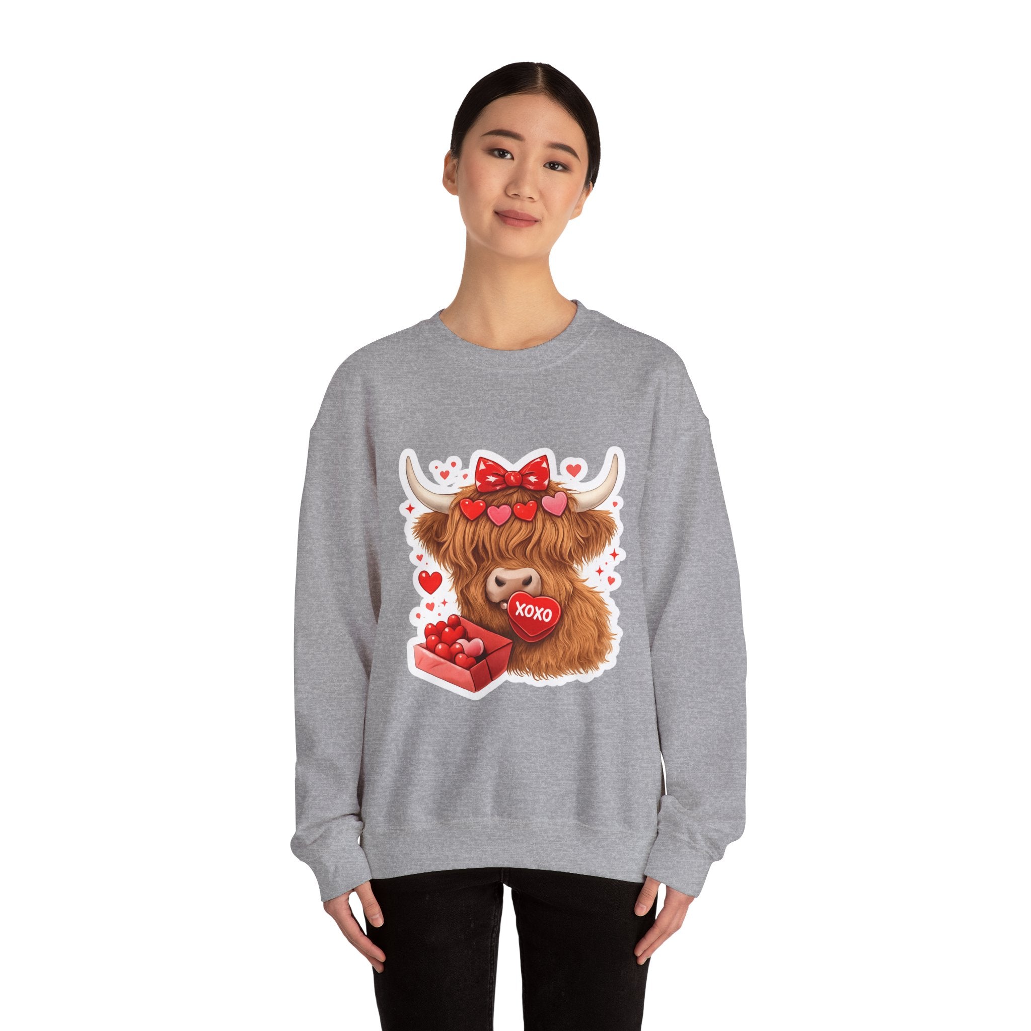 Valentine Highland Cow Sweatshirt – Cute XOXO Heart Gift Crewneck