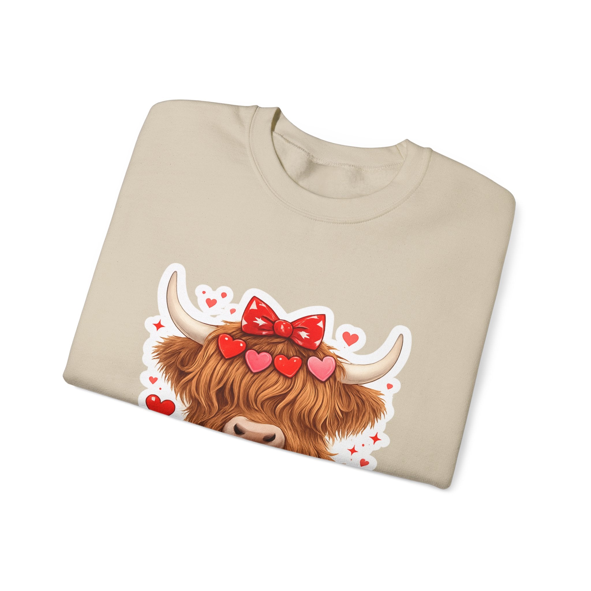Valentine Highland Cow Sweatshirt – Cute XOXO Heart Gift Crewneck