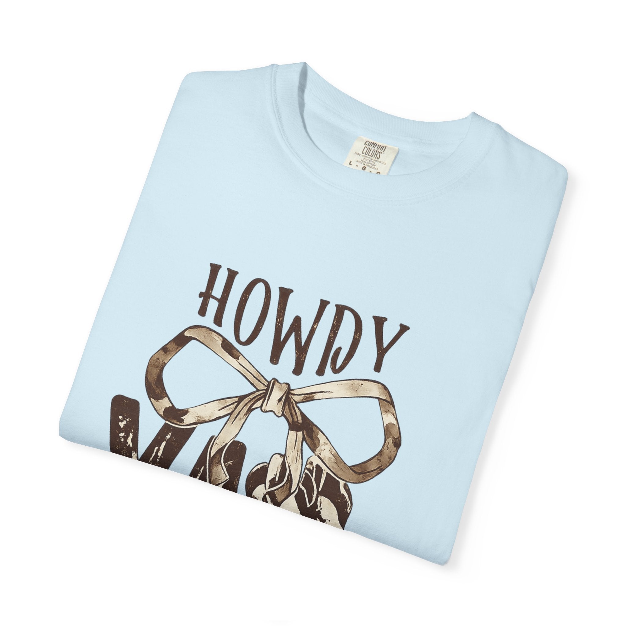 Howdy Y'all Cowboy Boots T-Shirt — Western Graphic Tee