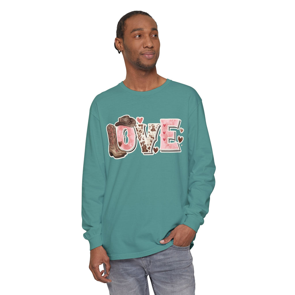 Western 'LOVE' Long Sleeve Tee — Cowgirl Cowboy Heart Graphic