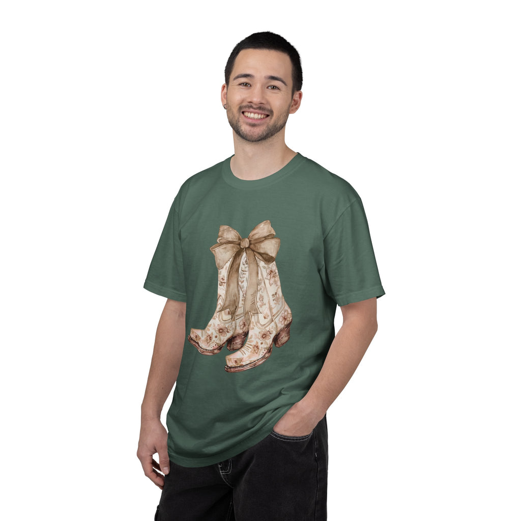 Vintage Floral Cowboy Boots T-Shirt — Western Cowgirl Graphic Tee