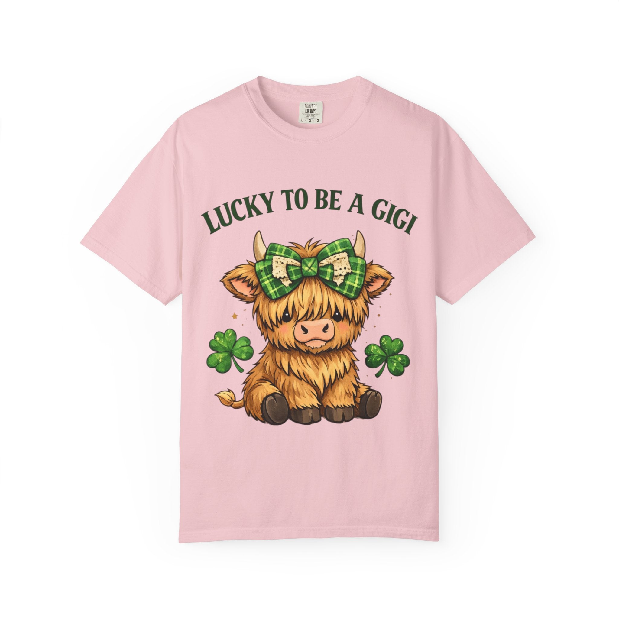 Lucky to Be a Gigi T-Shirt — Cute Highland Cow St. Patrick’s Day Tee