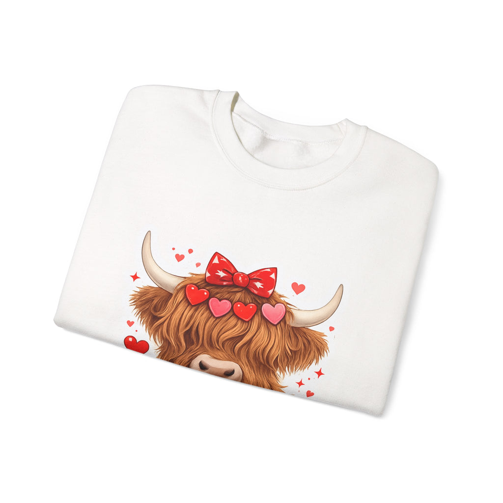 Valentine Highland Cow Sweatshirt – Cute XOXO Heart Gift Crewneck