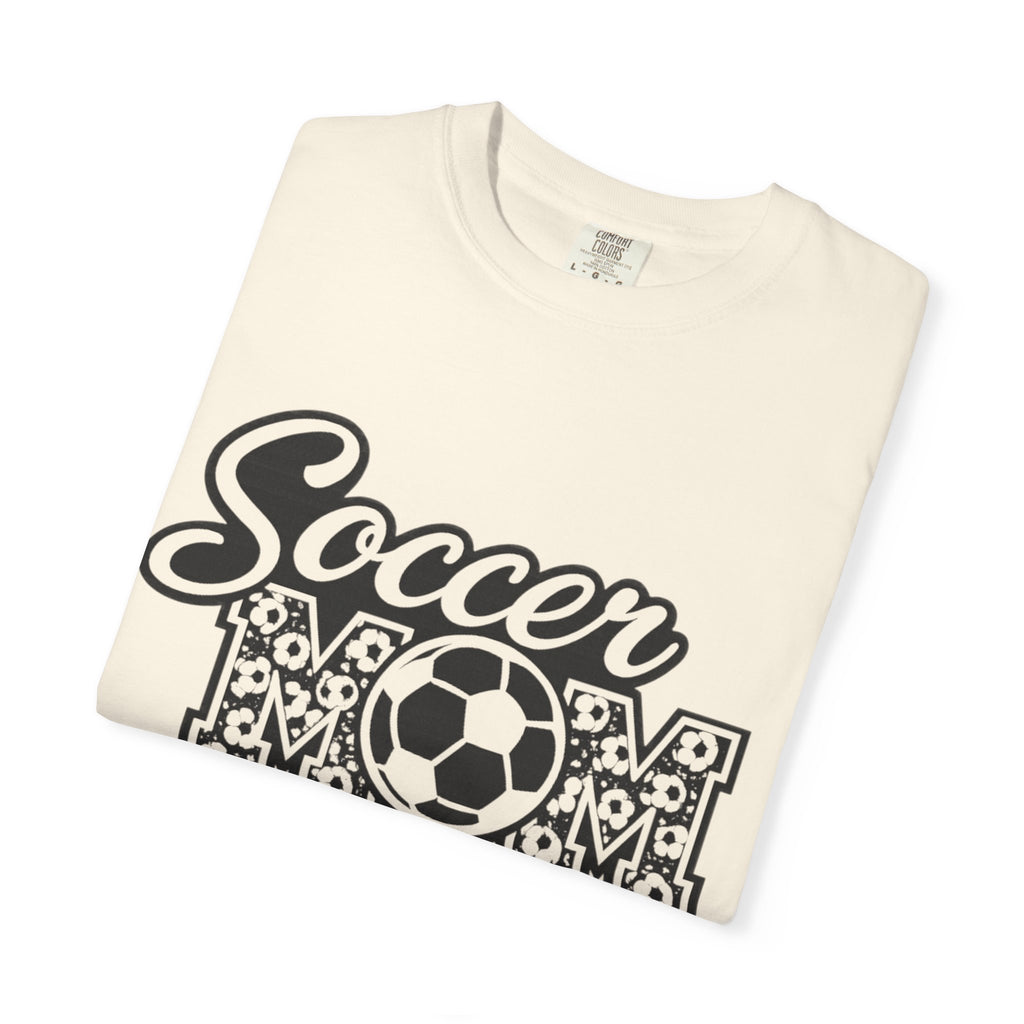 Soccer Mom T‑Shirt — Retro Soccer Ball Mom Graphic Tee