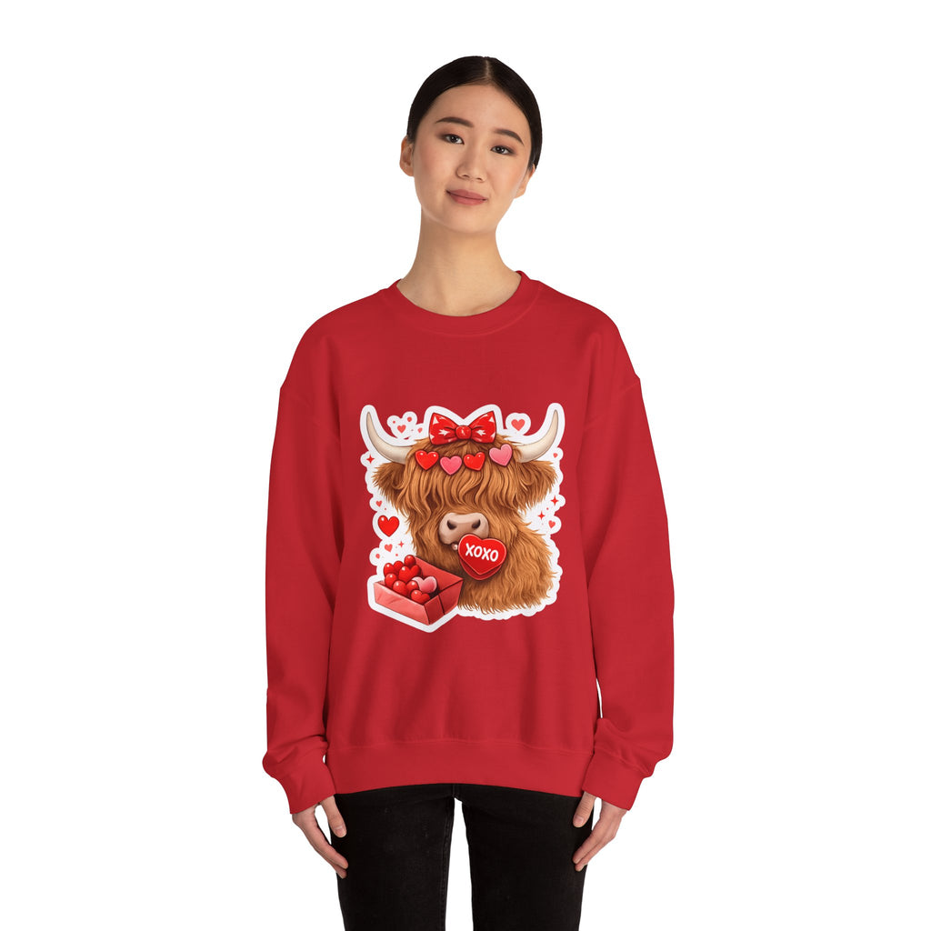 Valentine Highland Cow Sweatshirt – Cute XOXO Heart Gift Crewneck