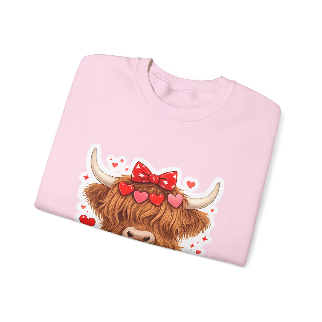 Valentine Highland Cow Sweatshirt – Cute XOXO Heart Gift Crewneck