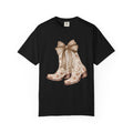 Vintage Floral Cowboy Boots T-Shirt — Western Cowgirl Graphic Tee