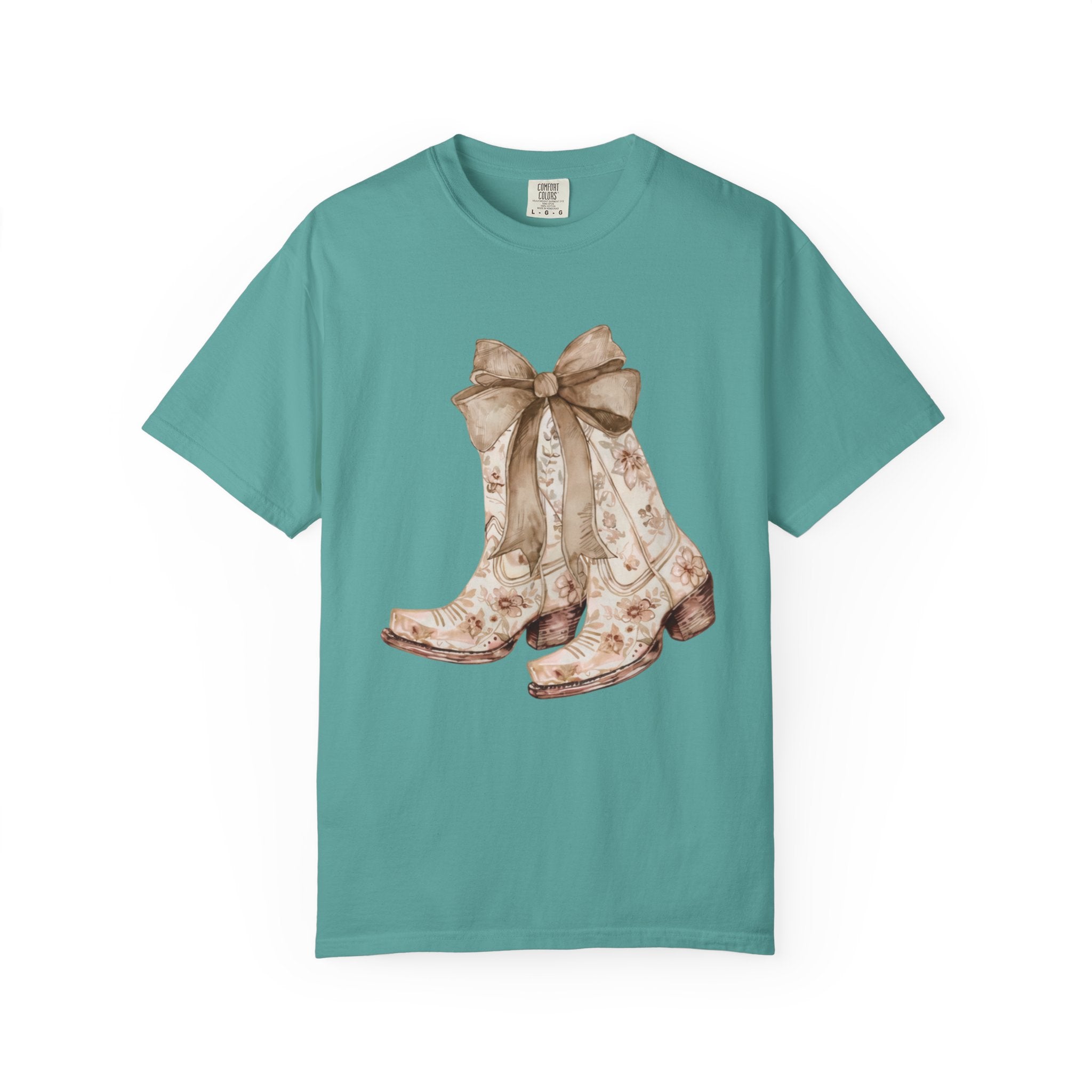 Vintage Floral Cowboy Boots T-Shirt — Western Cowgirl Graphic Tee
