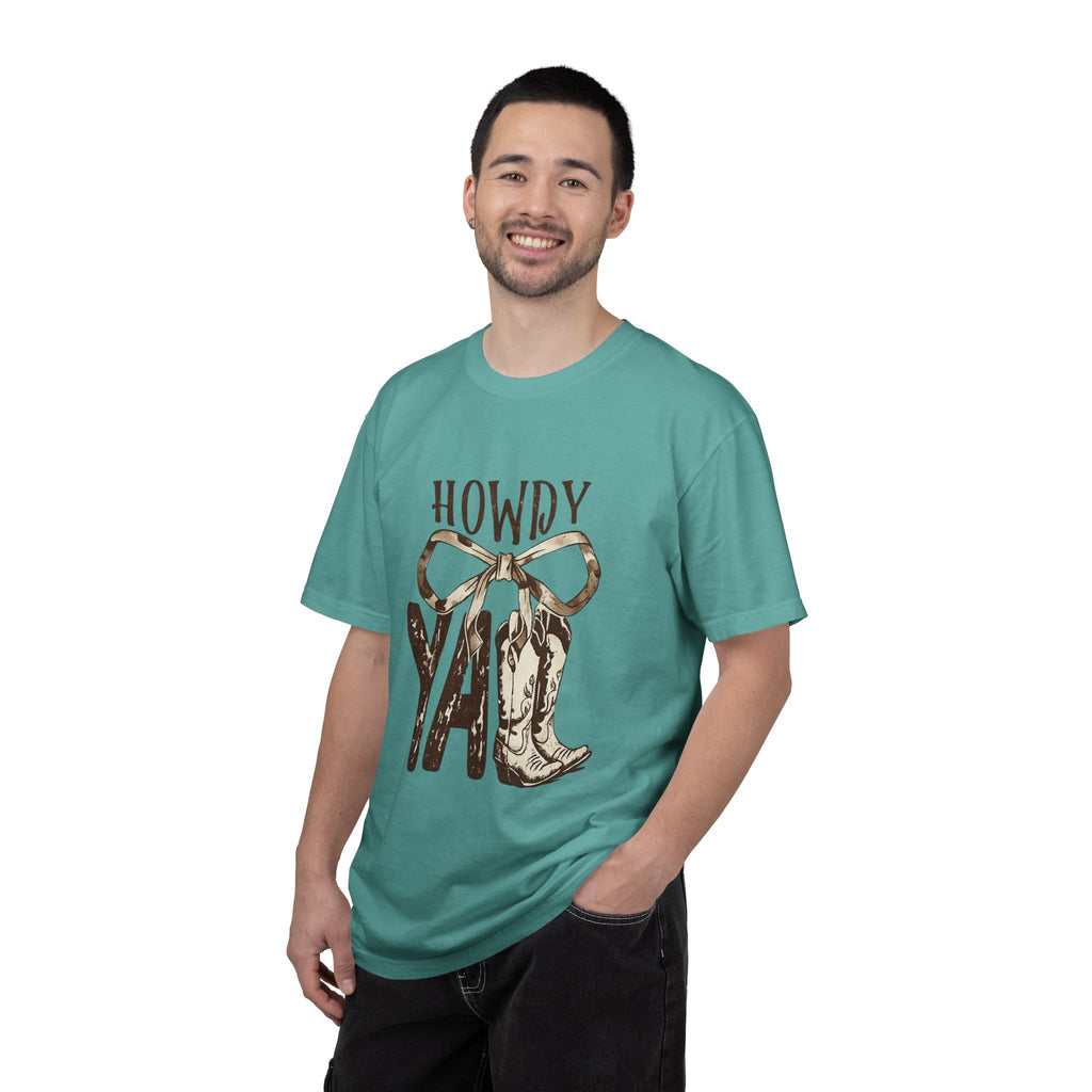 Howdy Y'all Cowboy Boots T-Shirt — Western Graphic Tee